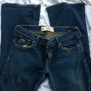 Hollister Flare Jeans. Low Waist